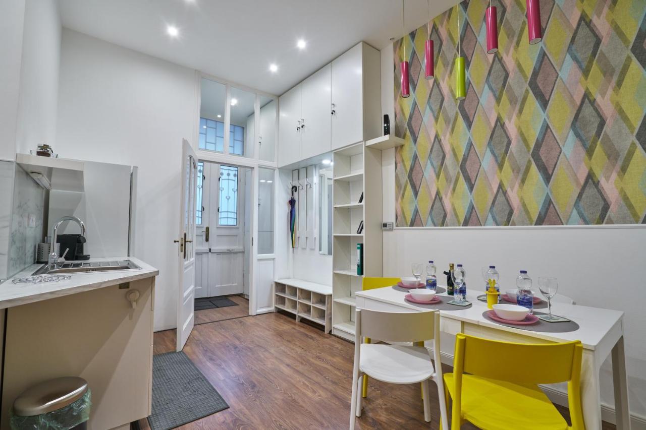 Nanirol Apartment At Gellert Bath Budapeşte Dış mekan fotoğraf
